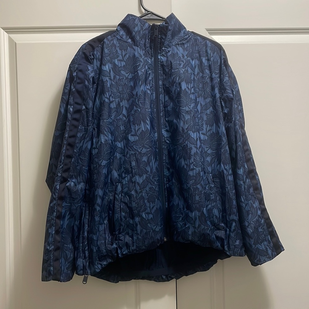 Athleta Sightseer Lace Jacket Windbreaker
